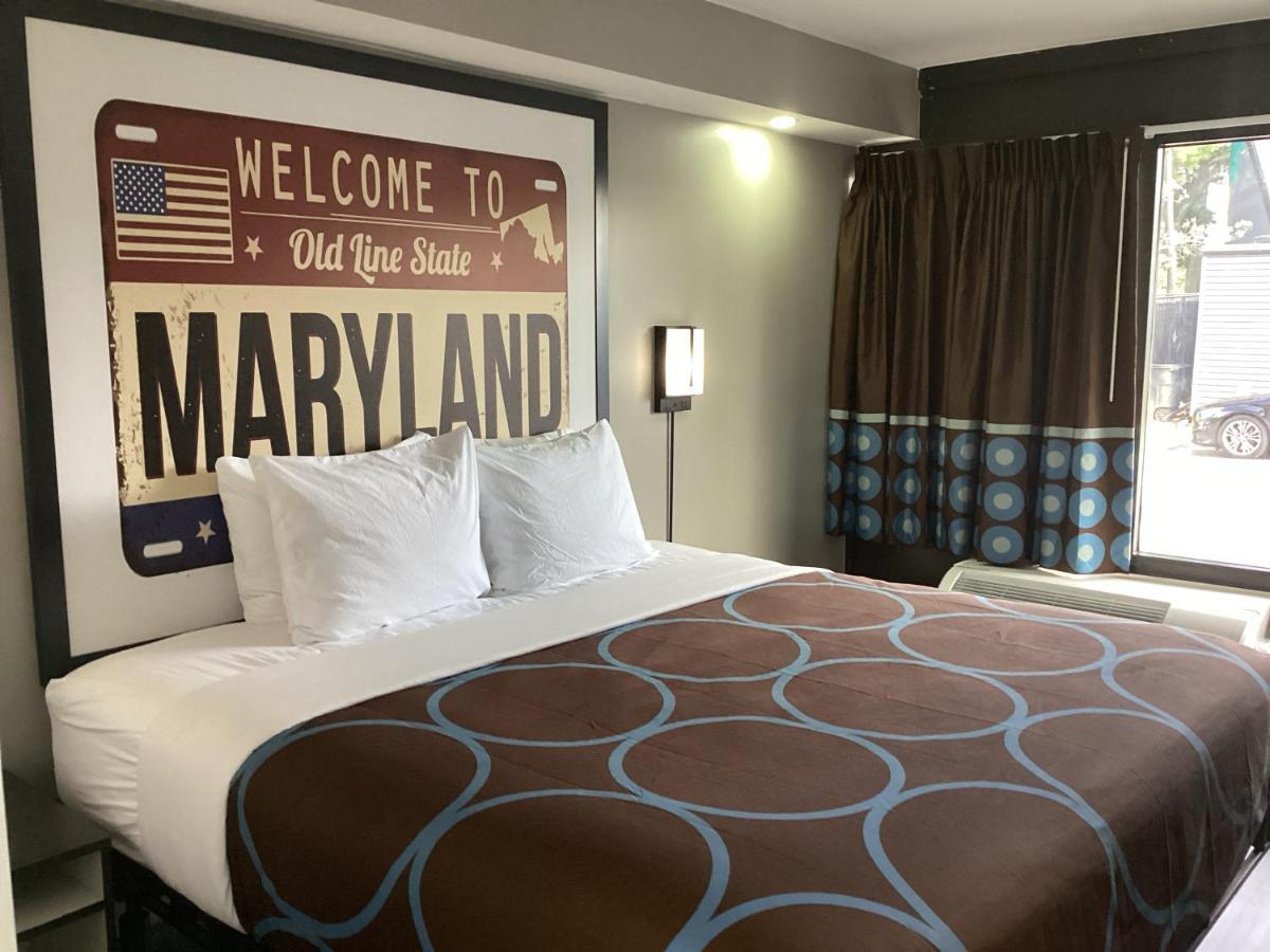 Super 8 By Wyndham Baltimore Northwest Buitenkant foto